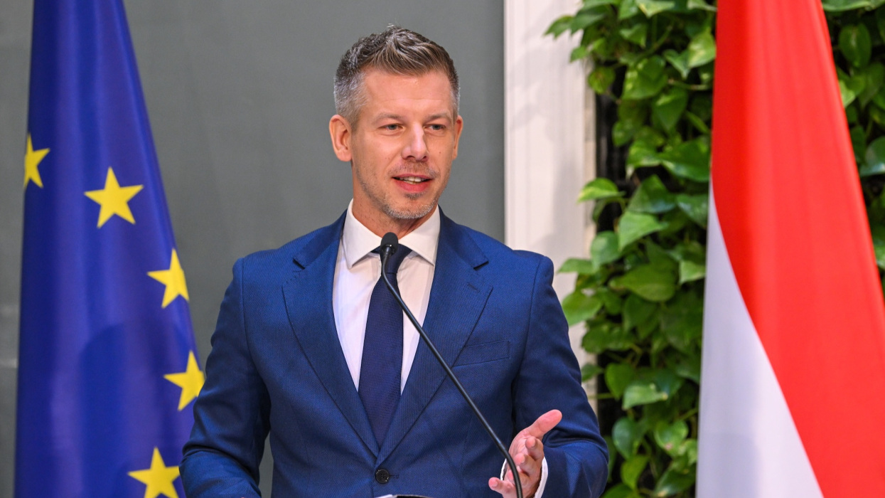 Magyar Péter: gigászi lakásprogram indul Magyarországon, hatalmas változások jönnek az orvosi rendelőkben és iskolákban is