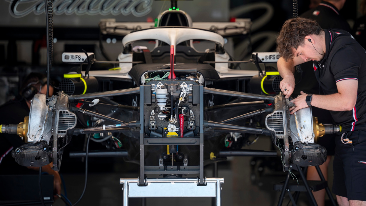 Nincs több türelem, kirúgta vezetőjét az F1-es csapat: ezért döntöttek így a szünetben