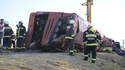 Megrázó részleteket árultak el a lengyel buszbaleset túlélői: így történt a tragédia az M3-ason