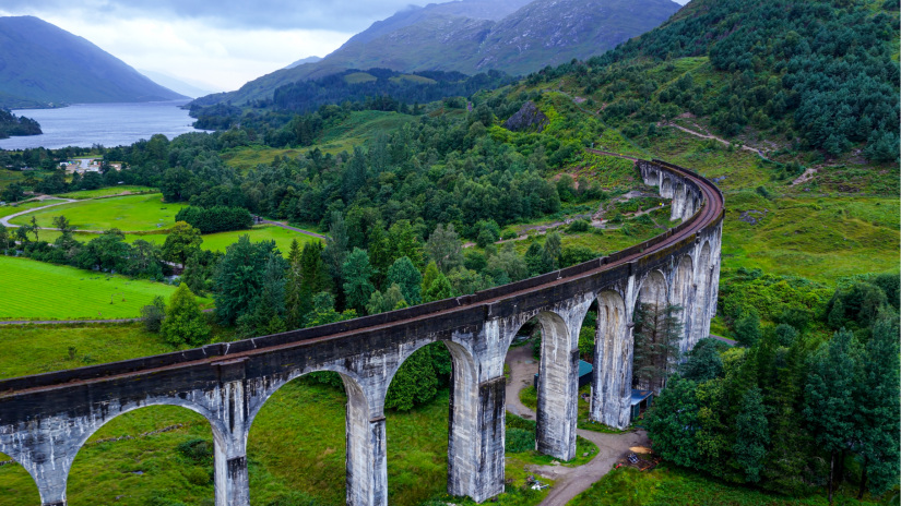 Kegyetlenül kiakadtak a rajongók: máris áll a bál az új Harry Potter-sorozat körül