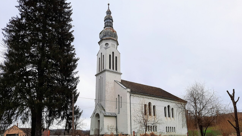 Ezen a vidéki településen vett magának újabb templomot Varnus Xavér: elárulta, mire készül a baranyai zsákfaluban