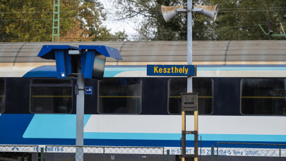 Megszólalt Vitézy Dávid a balatoni vasúti közlekedésről: így alakultak a késések a nyári szezonban