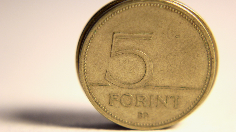 Ideje kivezetni az 5 forintost? A fémtartalma már háromszor többet érhet, mint maga a pénz